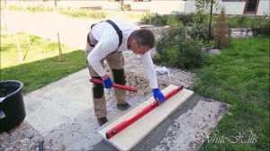 Укладка декоративных ступеней и брусчатки White Hills