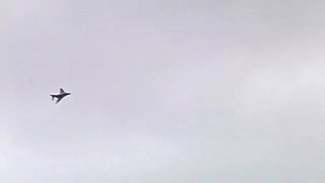 Huge turbine-powered F4 Phantom RC plane maiden flight смотреть онлайн