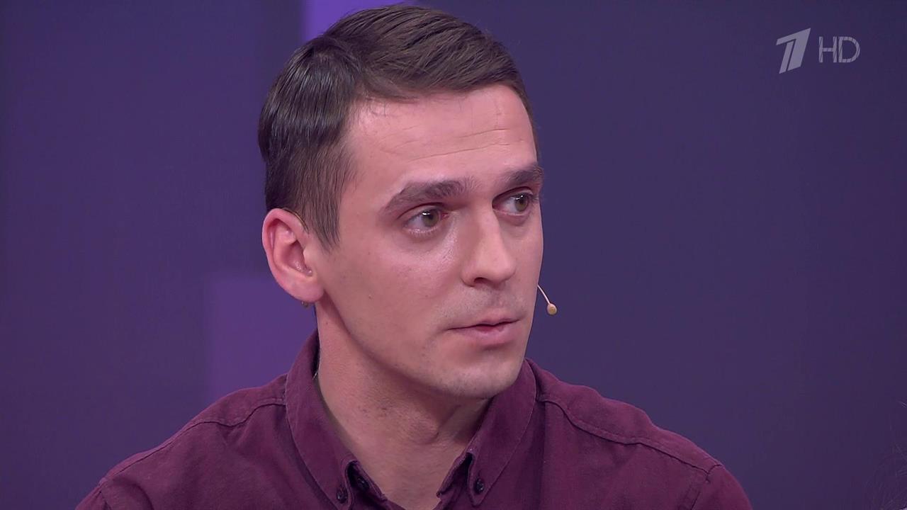 Герой "Мужского/Женского" рассказал, что разошелся с женой, когда не смог взять отпуск