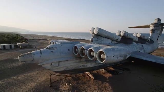 The LUN-class ekranoplan | Caspian Sea monster смотреть онлайн