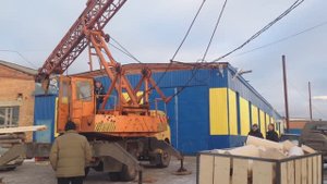 Уникальный автомобильный башенный кран АКБС-5: полная сборка и готовность к работе