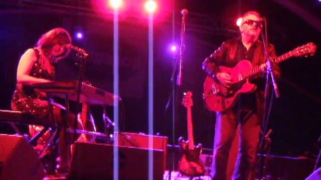 WRECKLESS ERIC & AMY RIGBY Reconnez Cherie - Festival CulturaPOP - Madrid, 25/04/2009 смотреть онлайн