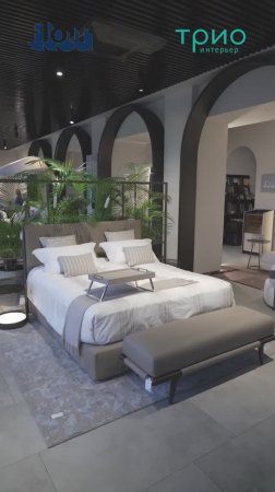 Кровать Koi Leonardo от Flou