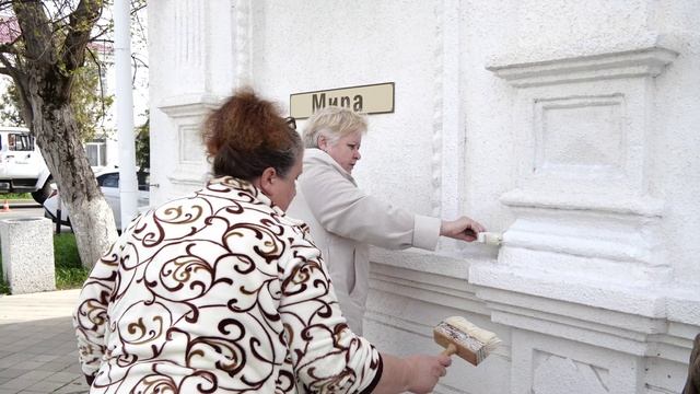 Все на субботник, товарищи!
