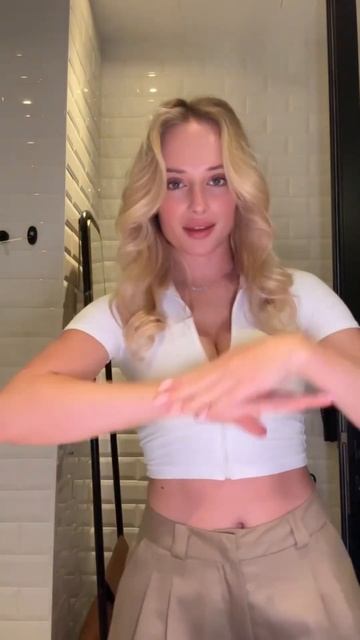 Сколько раз пересмотрел? -Да #blondinkadrive смотреть онлайн