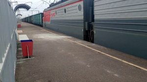 2ЭС6-1069 с грузовым поездом и встречным ВЛ10У-480/864