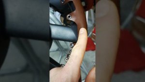 Инструкция. Как надеть чехол на руль 4 перемычками. П.О. Умелый Русский.