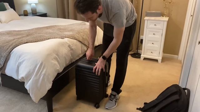 FULL REVIEW: AmazonBasics Carry-on Luggage