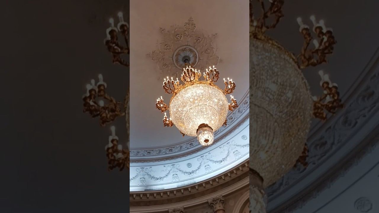 Зимний дворец Петра и Эрмитажный театр