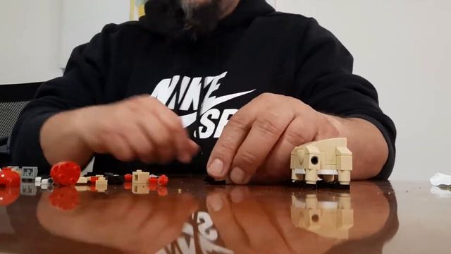 Lego Creator Pug Hyperlapse