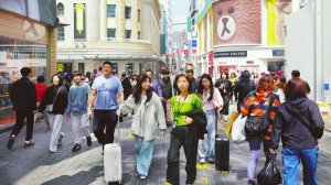 포장마차 없어도 북적이는 명동 거리 풀 투어, 외국인은 만원, 롯데백화점 앞부터 명동성당까지 골목길 투어, 서울 트래블 워커.