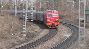 Электровоз ЭП1 в сцепке с пассажирскими вагонами РЖД | Красноярск