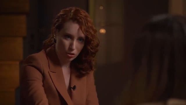 Нюша. Как рождение ребёнка меняет жизнь? смотреть онлайн