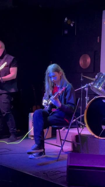 Наш ученик Трошин Святослав с композицией Spirit Crusher смотреть онлайн