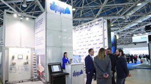 На выставке "Нефтегаз-2025" показали АСУ ТП на базе российского контроллера