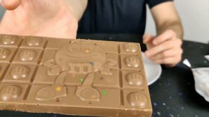 M&Ms Crunchy Caramel Bar Review