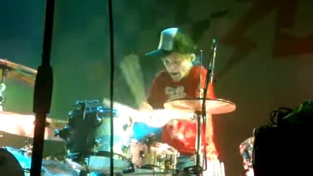 Fabi drumsolo @ botanique смотреть онлайн