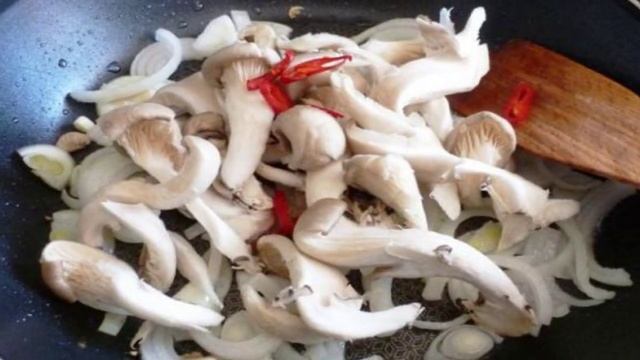 Сельдь с овощами в духовке
