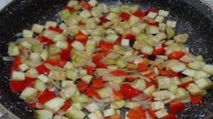 Баклажан со сладким перцем в сметане