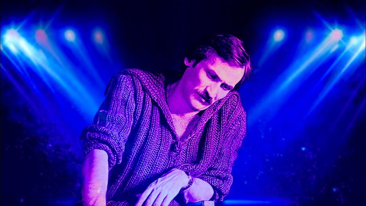 Леонид Филатов "О не лети так, жизнь..." Читает Павел Морозов смотреть онлайн