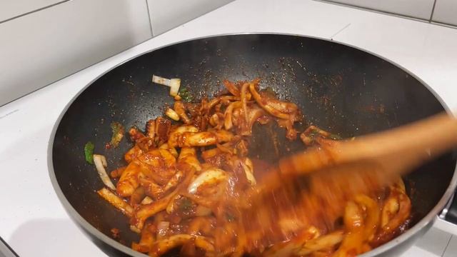 SUB) 식비 절약 집밥 브이로그 요리 Vlog | 5만원으로 만든 7끼 초간단 집밥 모음(1/2) 삼겹살두부김치, 삼겹살김밥, 펜네파스타, 오징어볶음덮밥