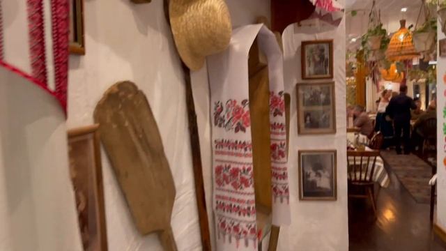 🇷🇺 Кусочек Украины в центре Москвы. Ресторан украинской кухни "Корчма. Тарас Бульба" #украинароссия