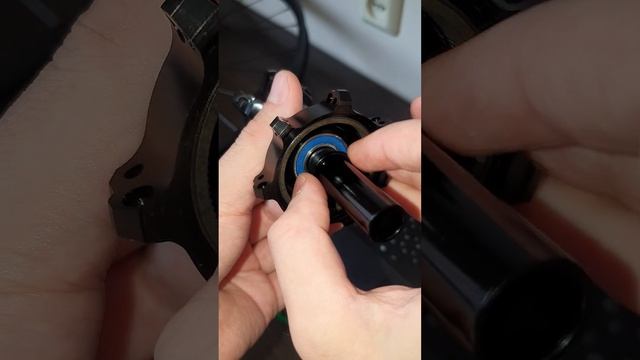 Goldix GM9 китайская втулка копия industry nine hydra смотреть онлайн