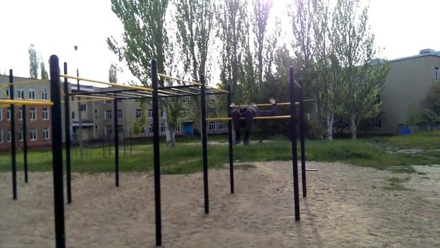 Street WorkOut (Freestyle) - Лошак Артём смотреть онлайн