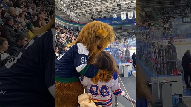 Последняя игра Югры в регулярном чемпионате, Мишкопад