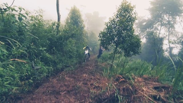 Jalur gunung kerud смотреть онлайн
