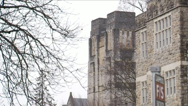 How to spot hidden cameras смотреть онлайн