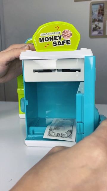 Скарбничка Сейф дитячий M 6161 смотреть онлайн