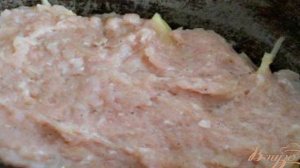 Запеканка из сырого картофеля и куриного фарша