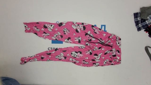 28913 Пижамы США 3 пак (F76) 44.7 кг, 5.90€/кг, 185 шт смотреть онлайн