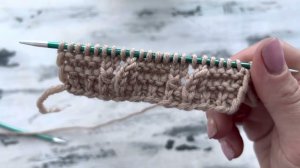 Красивый и простой узор спицами для вязания кардиганов, кофточек и джемперов.