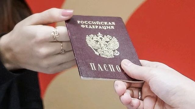 ДОДГОҲИ РУСИЯ НИКОҲИ БОЗ ЯК МАРДИ ТОҶИКУ ЗАНИ РУСРО ҚАЛБАКӢ НОМИДУ БЕКОР КАРД