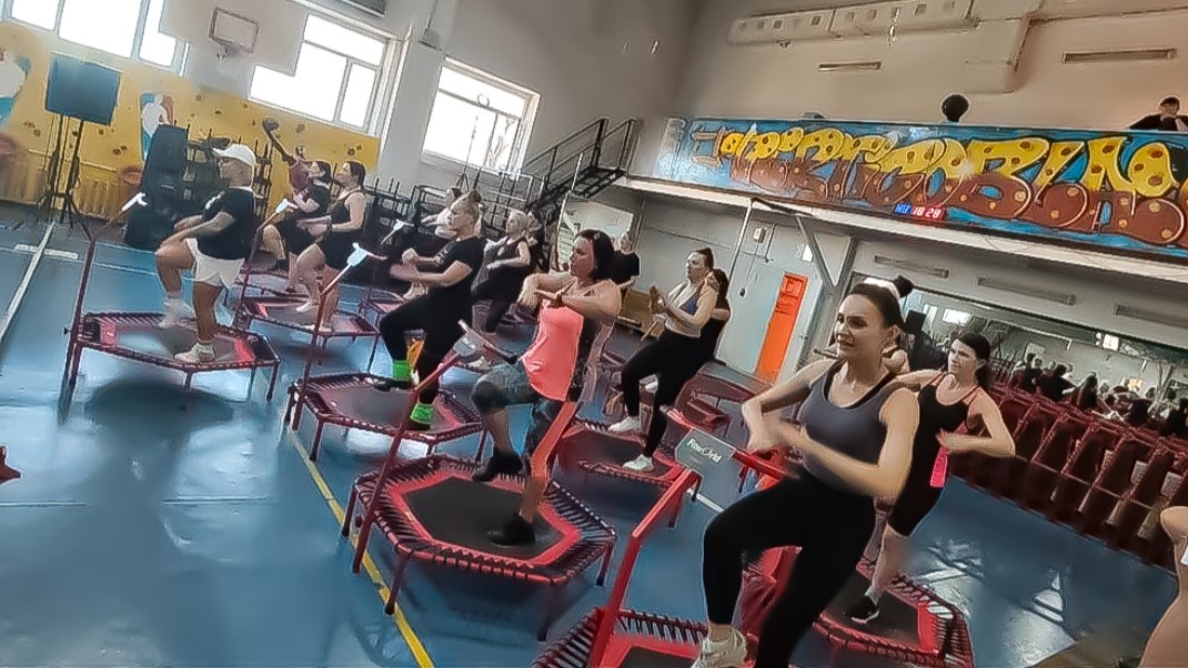 Жарптицы на тренировке ДЖАМПИНГ он такой