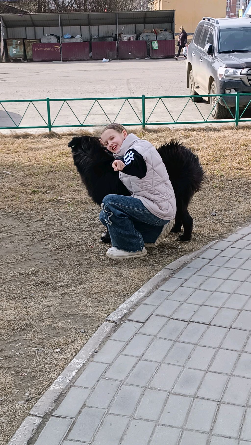 н