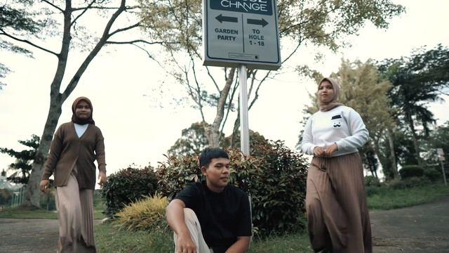 YEARBOOK VIDEO 12 IPA 1 SMA LAKSAMANA MARTADINATA MEDAN 2022 смотреть онлайн