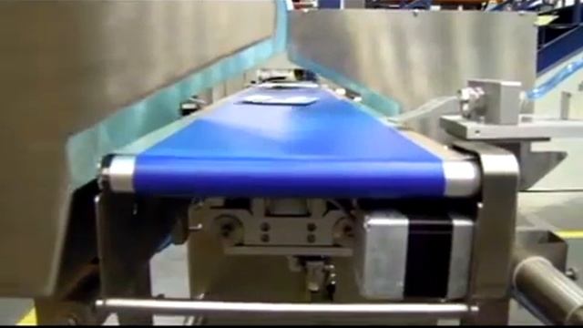 Система DIBAL LS 4000. Сортировщик продукции с использованием воздушных режекторов.