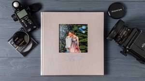 Фотокнига с обложкой из Экокожи и персонификацией