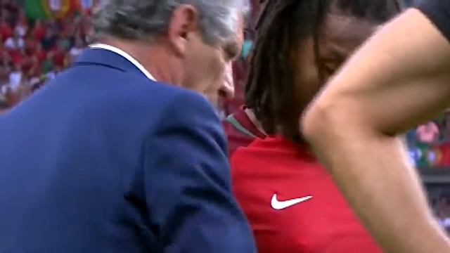 Роналду плачет на Евро 2016 Травма ноги смотреть онлайн