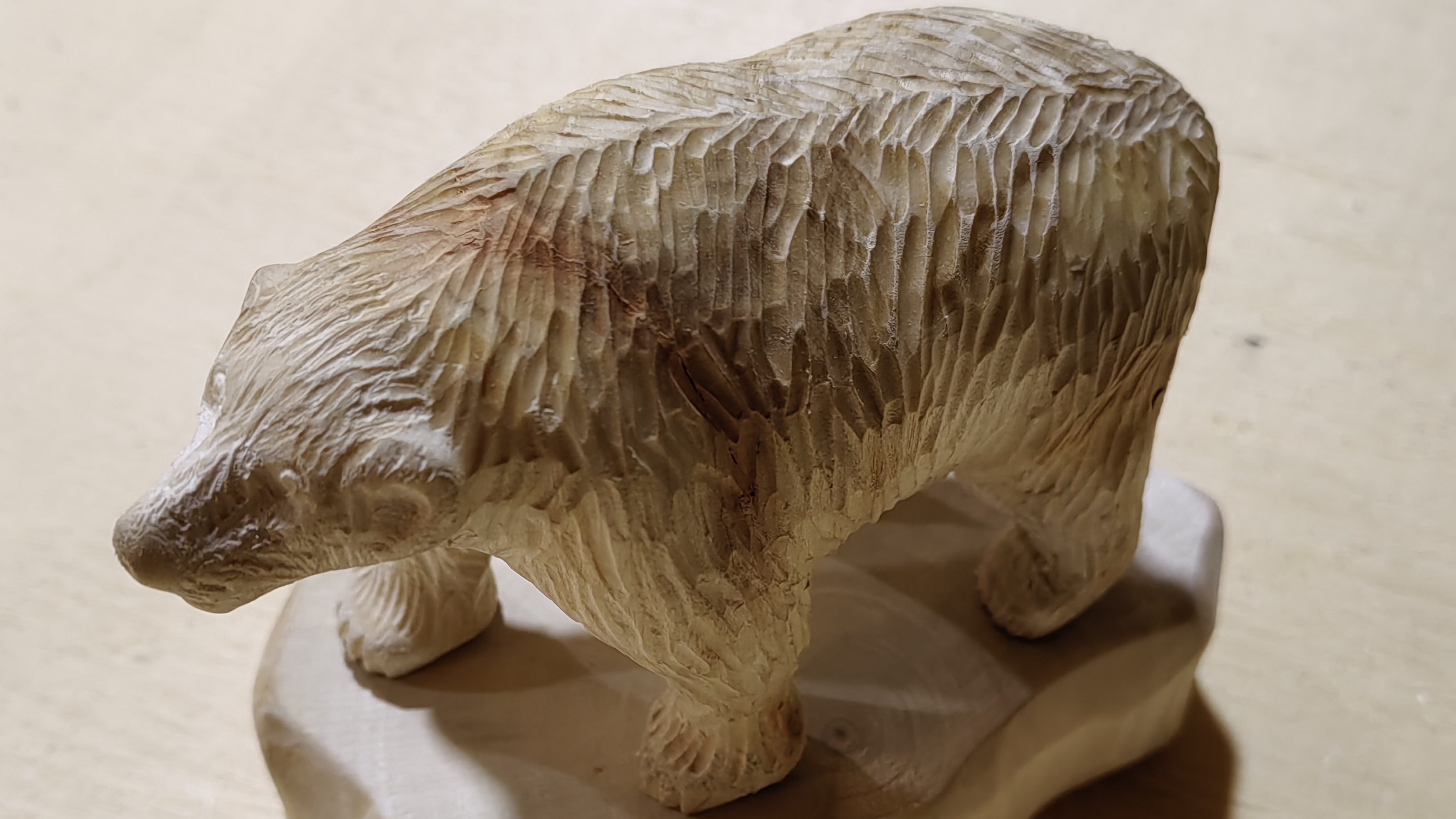 плоскорельефная резьба по дереву для начинающих  1 часть