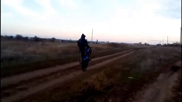 стант на мотоцикле irbis gs 150