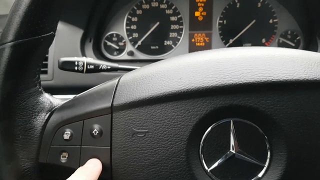 Cambiare ora orologio mercedes classe B