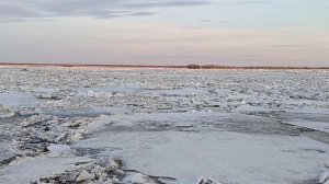 Половодье на реке. Будет ли наводнение?
