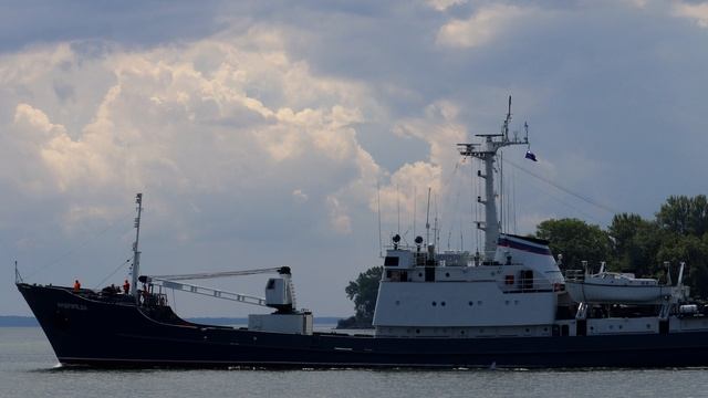 Гидрографическое судно ”Андромеда” ВМФ России. Балтийский флот. Город Балтийск
