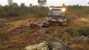 Снегоболотоход "Медведь" в болоте засадили ч.2.