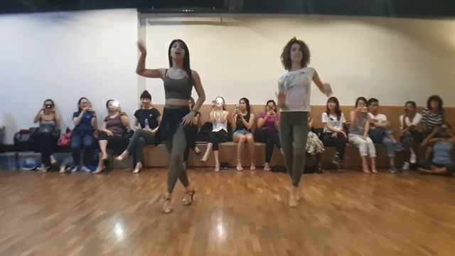 Salsa Ladies Shines - Babarabatiri (BLDC Beginners' Class) #shorts смотреть онлайн