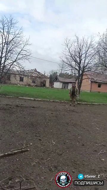 Противник демонстрирует последствия поражения места дислокации и размещения техники